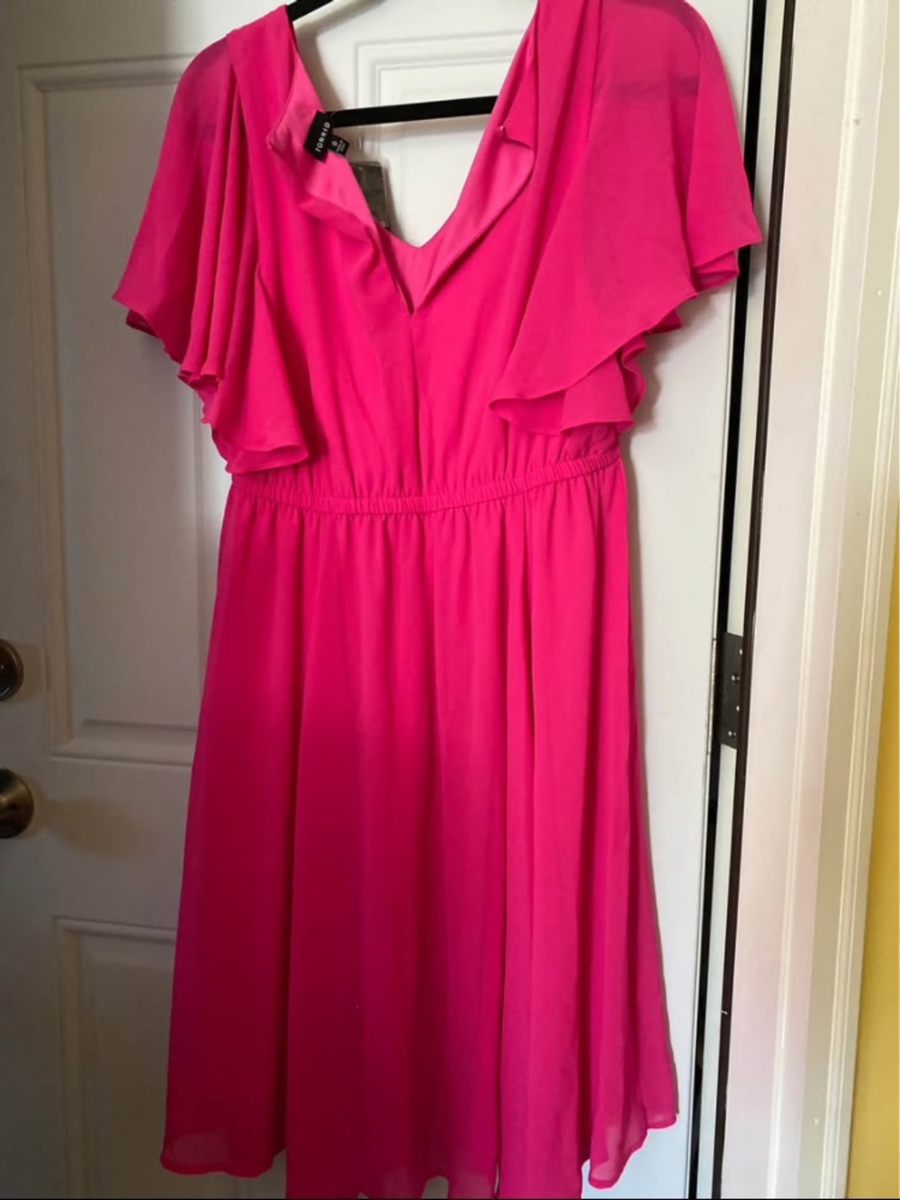 torrid Hot Pink V-Neck Midi Dress with Flutter Sleeves - Picture 3 of 3